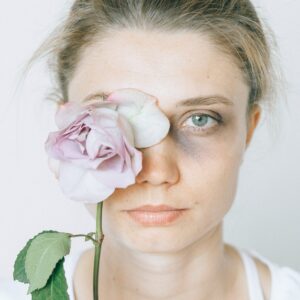 pexels nataliya vaitkevich 5643925 edited scaled 1 300x300 - Il Coraggio di dire NO