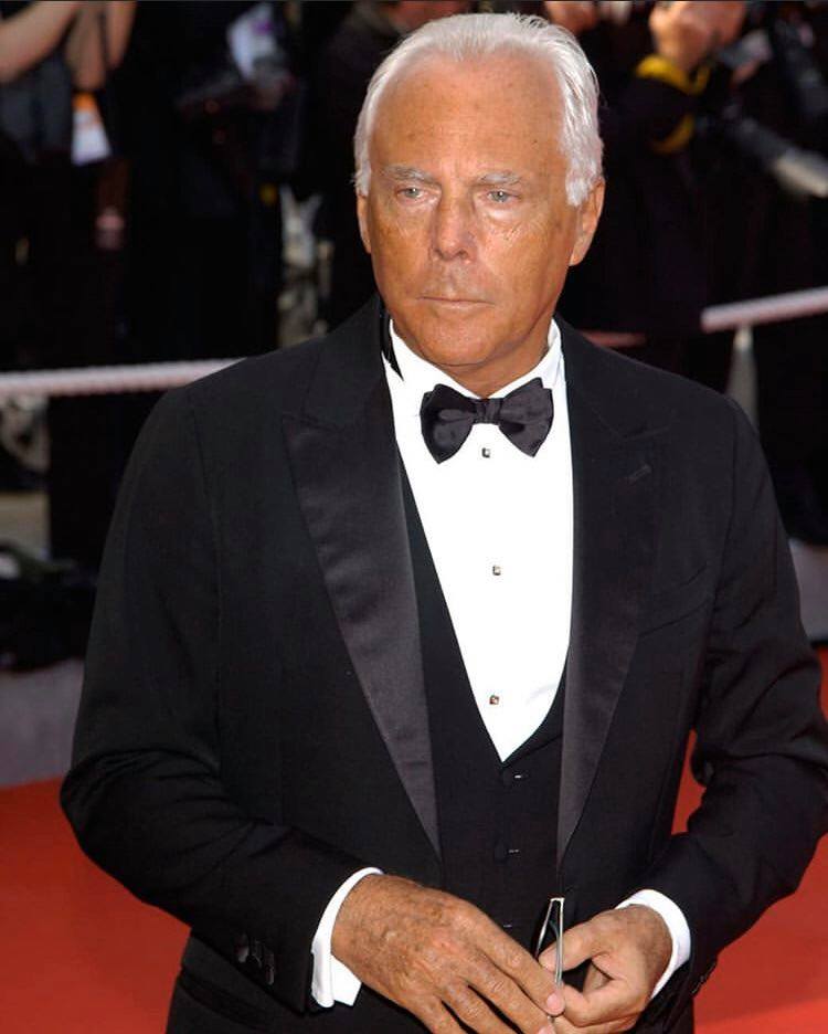 Giorgio Armani Defile - La Meravigliosa evoluzione della Moda Italiana nel tempo
