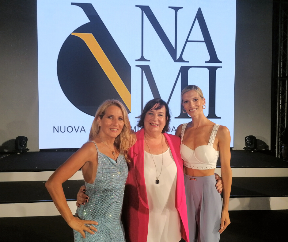 Jo Rita e Fabrizia - Sfilata di moda NAMI, grande successo al Marina di Pescara
